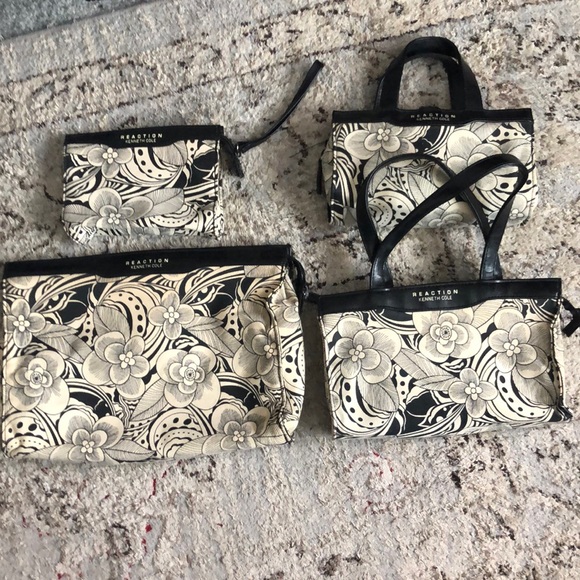 Reaction Kenneth Cole Handbags - REACTION KENNETH COLE 5 PCS COSMETIC AND JEWELRY BAGS